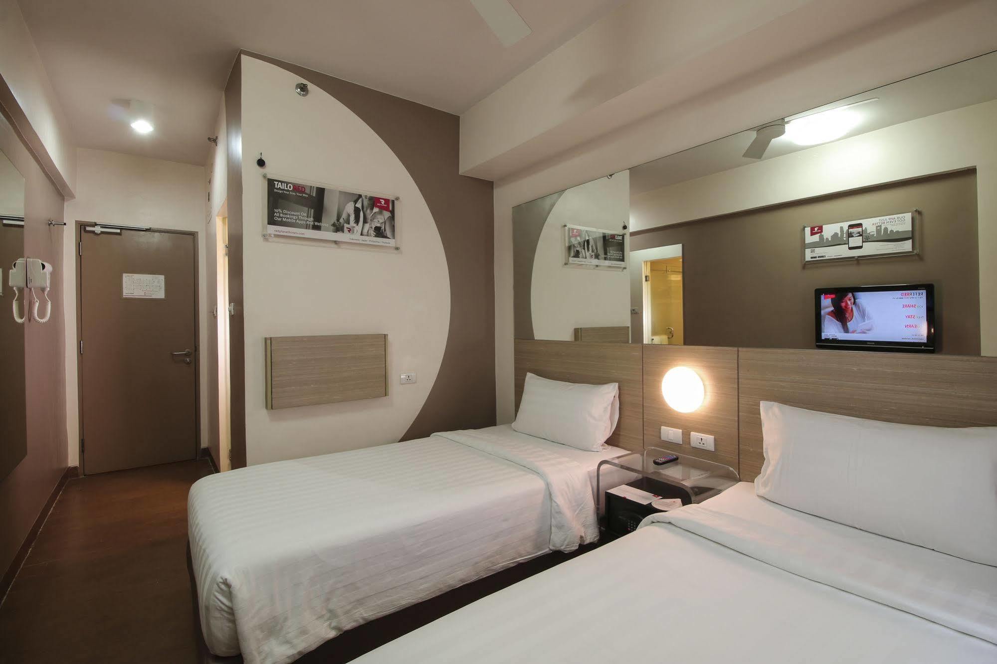 Red Planet Manila Malate Mabini Hotel Kültér fotó